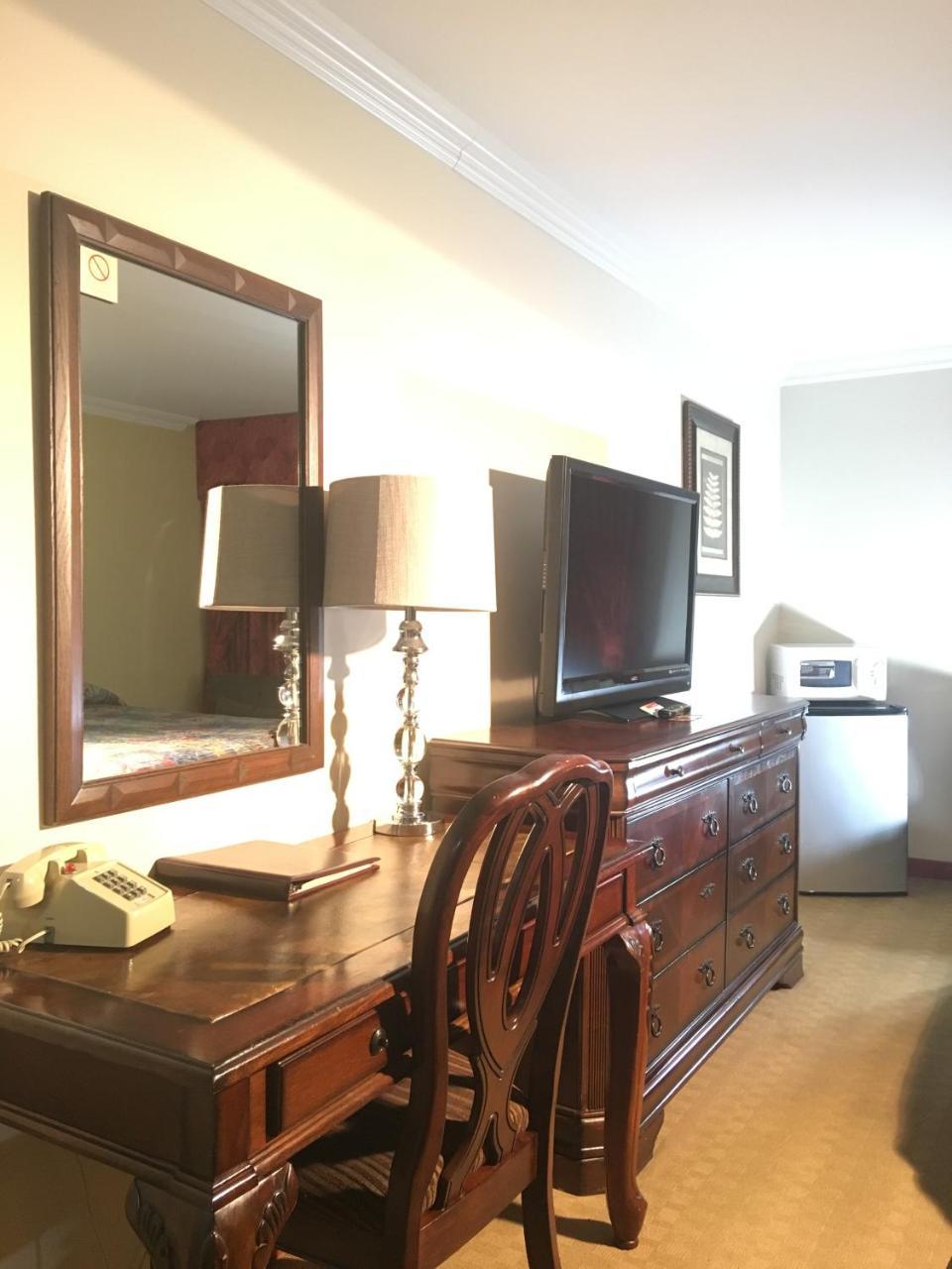 Acorn Motor Inn Oak Harbor Zewnętrze zdjęcie